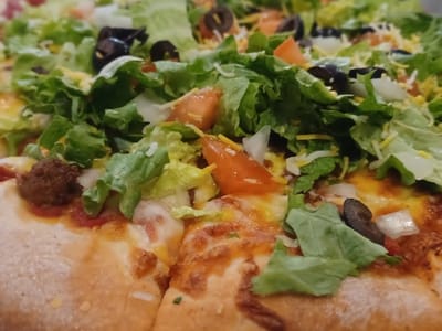 Maike's Bakery & Pizza