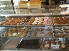 Maike's Bakery & Pizza