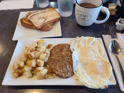 Main Street Cakery Cafe