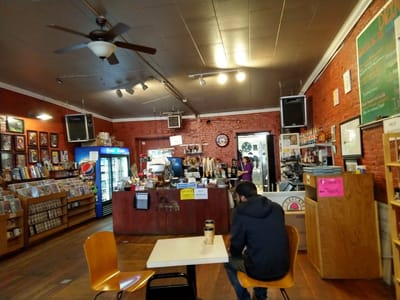 Mamma Llama Eatery and Café