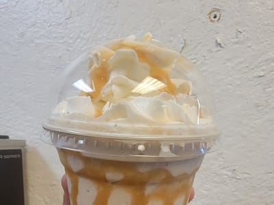 Maple Bakery & Coffee House