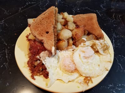 Mapleworks Cafe and Bar