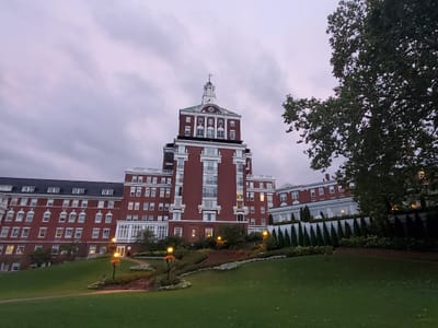 Martha's Market @ The Homestead