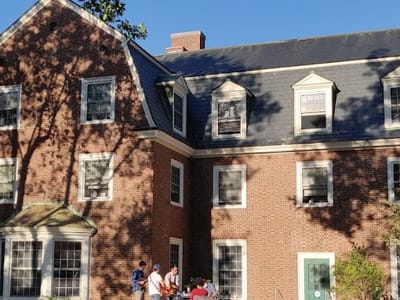 Mary Low Coffeehouse