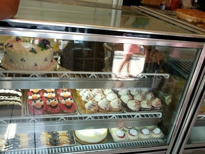 Maryanne Pastry Shoppe