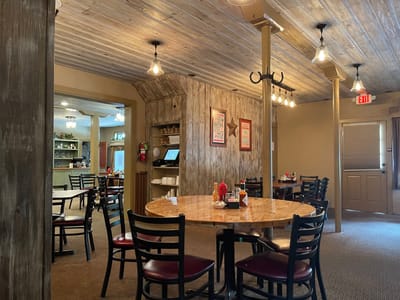 Mayhill Cafe & Hotel