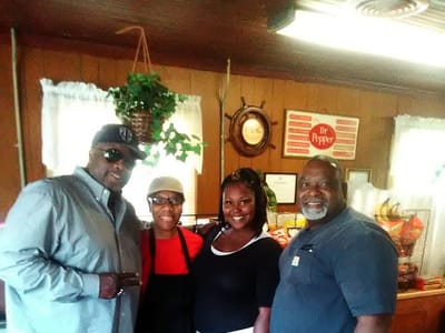 Mc Clelland Cafe & Grocery