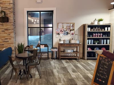 Meg-A-Latte | Coffee House