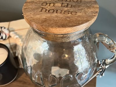 Mia Bella Interiors & Coffeehouse