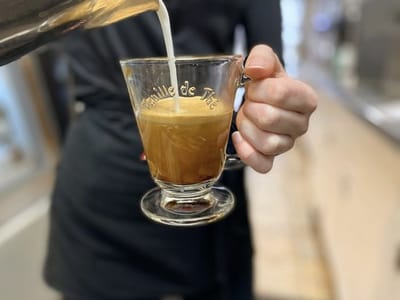 Mia's Bakery & Coffee Shop