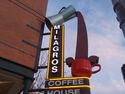 Milagros Coffee House