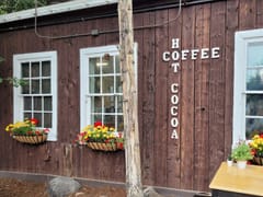 Mimi & Pin churros and donuts