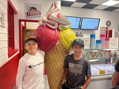 Mimi's Ice Cream & Coffee Shoppe