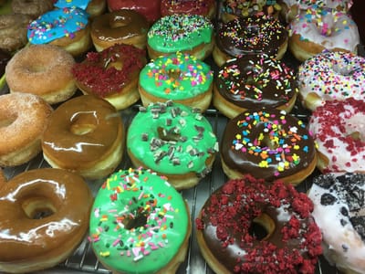 MINIE’s DONUTS / Cafe