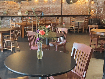 Miranda's Cake House and Cafe