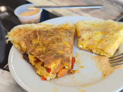 Misbehavin' Creperie