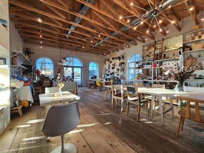 Modern General Feed And Seed