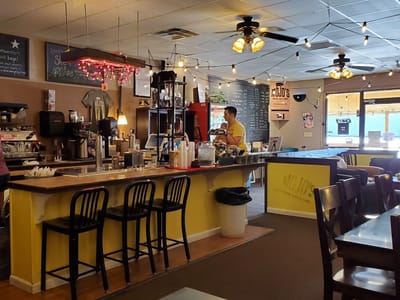 Mojo's Trailside Cafe & Coffee