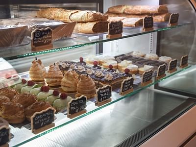 Mom's Baking Company