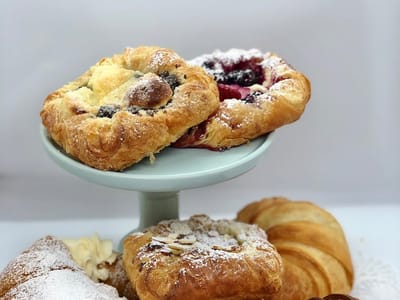 Mom's Baking Company