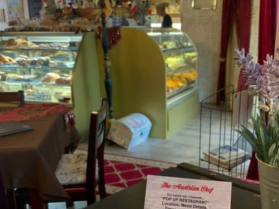 Mon Paris Coffee Shop & Bakery