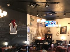 Mon Paris Coffee Shop & Bakery