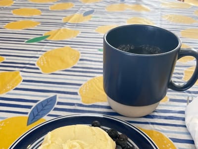 Monument Village Coffeeshop