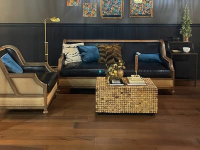 Moody Brews Coffee & Lounge