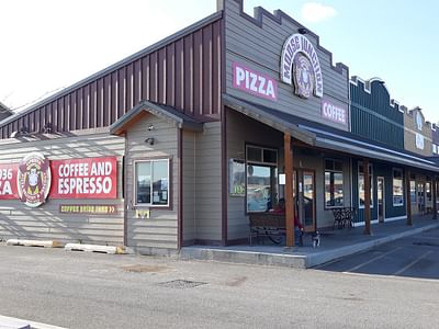 Moose Junction Coffee & Pizza