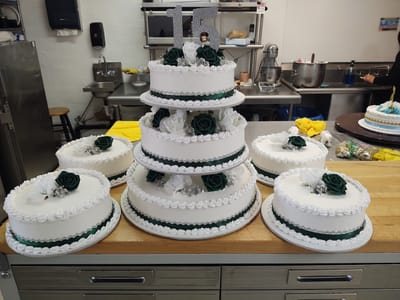 Moreno's Madera Cake