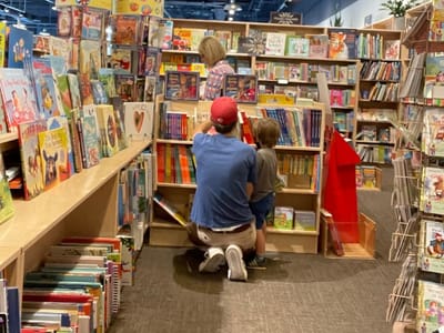 Morgenstern's Bookstore & Café