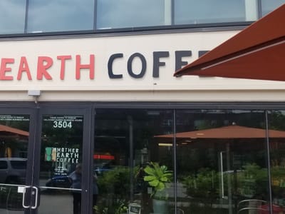 Mother Earth Coffee Hyde Park
