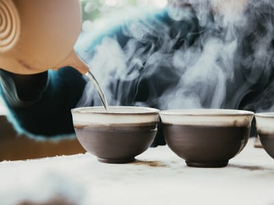 Mountain Gate Teahouse and Art Gallery