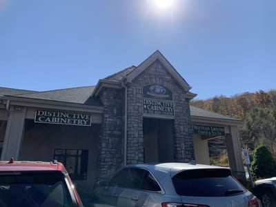 Mountain Grounds Coffee & Tea Co.