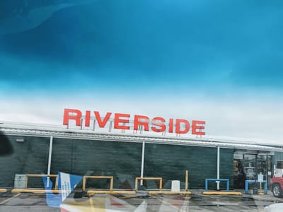 Mr T's Liquor Store & Smoke Shop