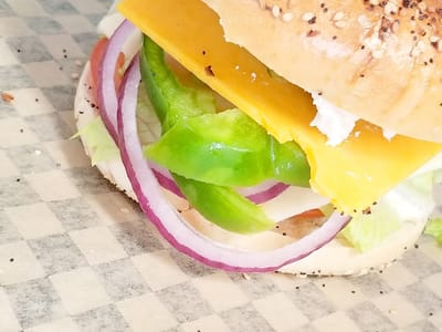 Mudslingers Drinks & Eats