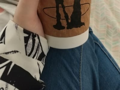 Mudslingers drive thru coffee show low