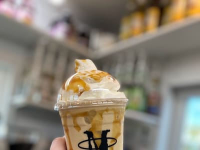 Mudslingers Drive-Thru Coffee