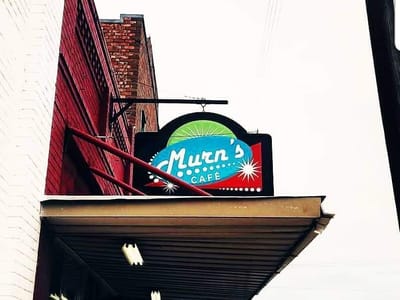 Murn's Cafe