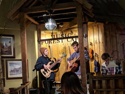Music Forest Cafe
