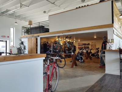 (n+1) café + lounge