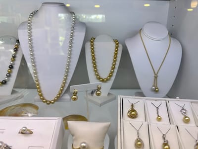 Napali Art Gallery & Coffee House