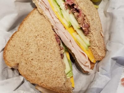 Narrow Coffee & Nosh