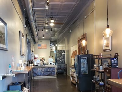 Narrow Coffee & Nosh