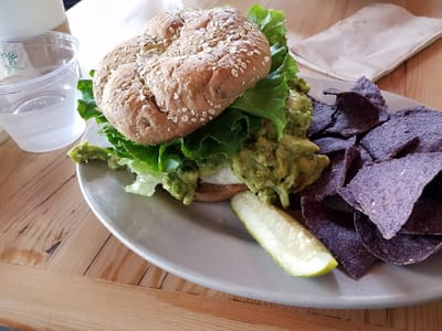 Natural Sisters Cafe