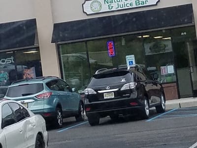 Nature's Cafe & Juice Bar