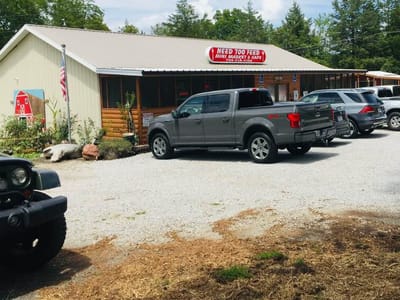 NEED TOO FEED Mini Market & Cafe