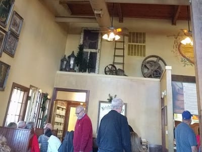 Neighbor's Mill Bakery & Cafe