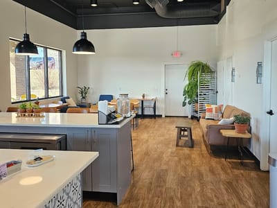 NEW DAY Coffee + Smoothies