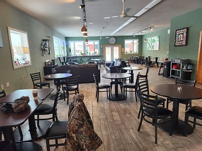 New Moon Coffeehouse and Eatery